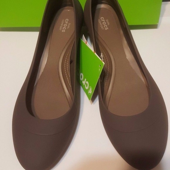 crocs women's lina wedge pump